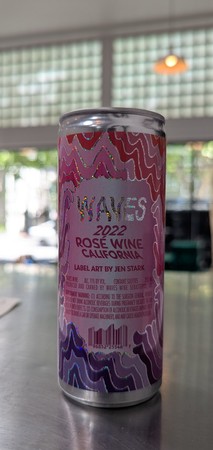 Las Jaras Waves Rose cans